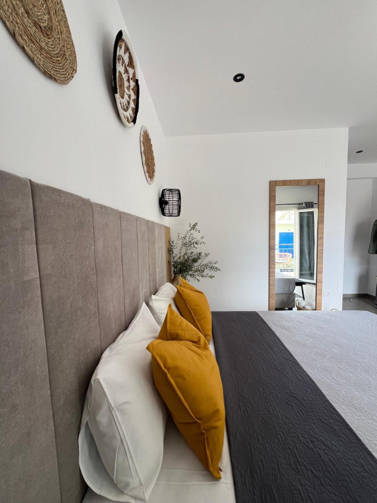 Cactus Apartment Skiathos Town Exterior photo