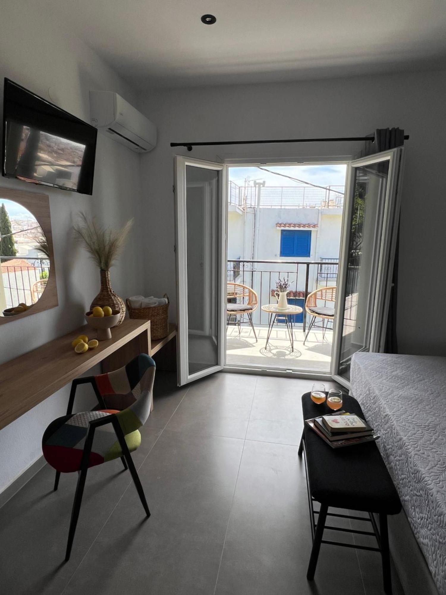 Cactus Apartment Skiathos Town Exterior photo